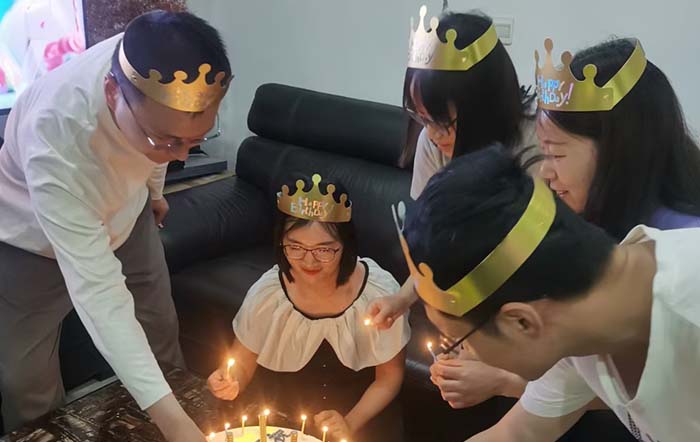 佰辰重工7月份生日會(huì)：凝聚力量，共筑破碎設(shè)備新篇章