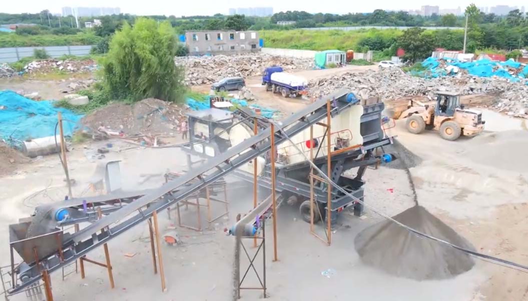 河北建筑垃圾移動破碎站現(xiàn)場